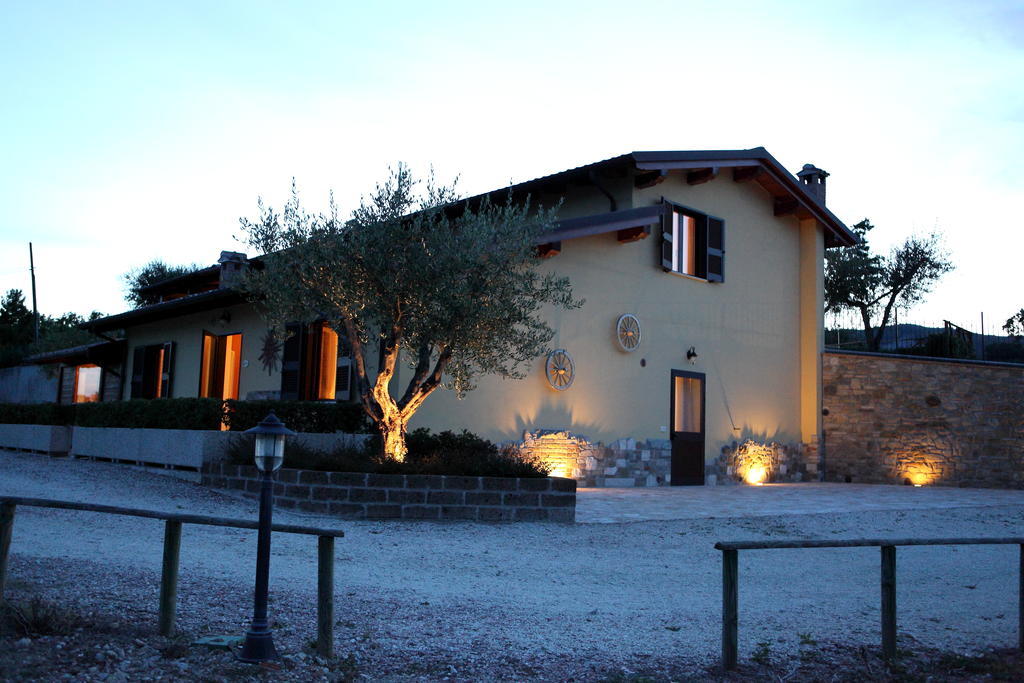 Agriturismo Sole Luna Piano Delle Pieve Exteriör bild